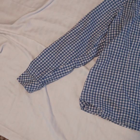 Long sleeve button down shirt - Picture 2 of 3